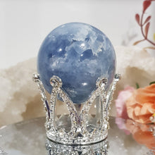 Load image into Gallery viewer, Sphere Stand CROWN metal SILVER 50mm