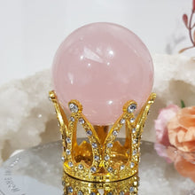 Load image into Gallery viewer, Sphere Stand CROWN metal GOLD 50mm