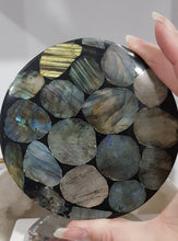 Load image into Gallery viewer, Crystal round disc slab with Labradorite stone 110mm 1
