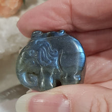 Load image into Gallery viewer, Elephant labradorite crystal carving gemstone 30mm 2
