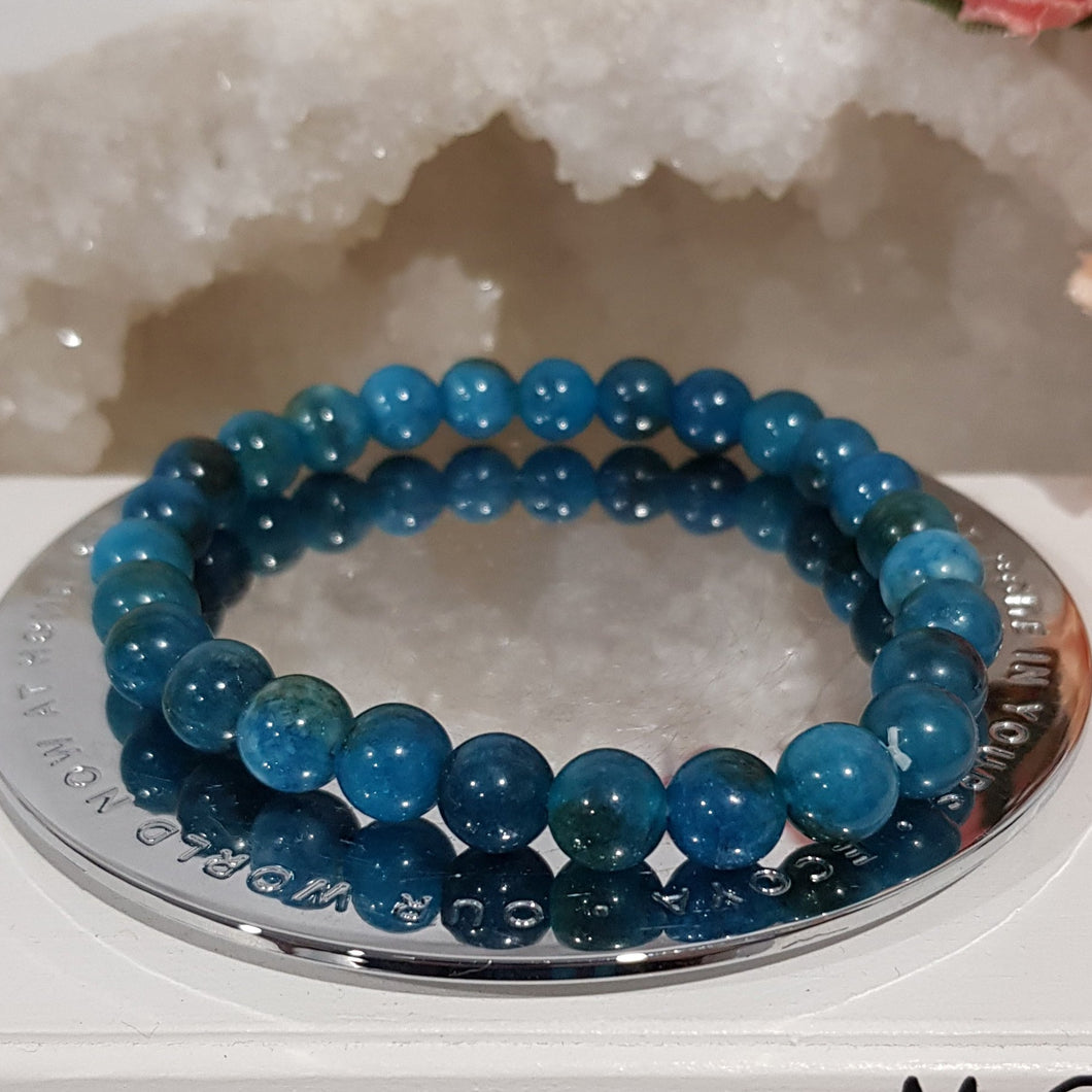 Apatite Crystal Bracelet 8mm gemstone beaded Bracelet 8.5 inch B90