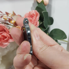 Load image into Gallery viewer, Turtle Hematite Crystal Carving Stone 45mm
