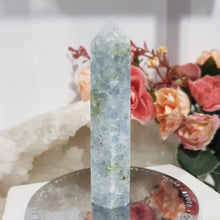 Load image into Gallery viewer, Celestite Crystal Point Tower Gemstone 92mm 4 lovely shine
