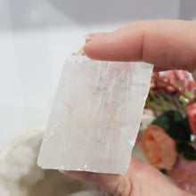 Load image into Gallery viewer, Optical Calcite Crystal Rough Gemstone Stone 50mm 1 CLOUDY &amp; CHIP
