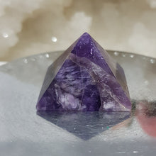 Load image into Gallery viewer, Pyramid Amethyst Crystal Carving Stone 30mm 1
