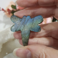 Load image into Gallery viewer, Dragonfly Labradorite Crystal Carving Stone 35mm 2 GREAT FLASH!
