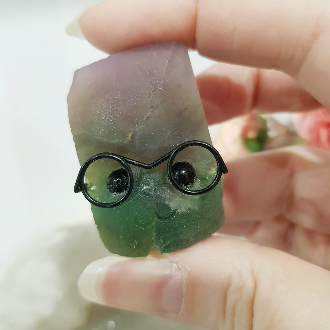 CRYSTAL CREATURE Fluorite Crystal Carving 50mm SUPER CUTE!