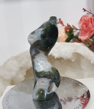 Load image into Gallery viewer, BODY female torso Moss Agate Crystal Carving Stone 80mm GORGEOUS!
