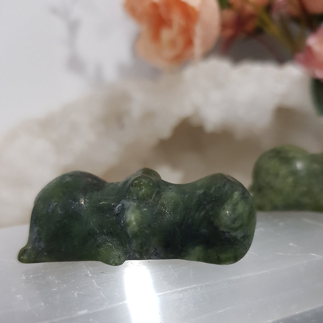 Hippo Serpentine Crystal Carving Stone 40mm