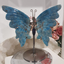 Load image into Gallery viewer, Butterfly Wings on Stand Apatite Crystal carving gemstone stone 120mm 4
