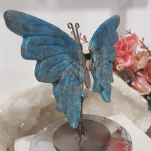 Load image into Gallery viewer, Butterfly Wings on Stand Apatite Crystal carving gemstone stone 120mm 4
