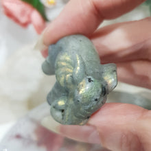 Load image into Gallery viewer, Elephant Labradorite Crystal Carving Stone 35mm 9
