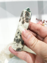 Load image into Gallery viewer, Green Flower Jasper Crystal Point Tower Stone 85mm 6
