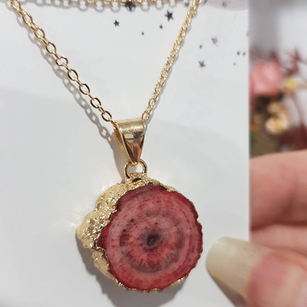 Pink Agate Geode (Dyed) Crystal Electroplated on Gold Plated Chain Pendant Necklace 20mm P240