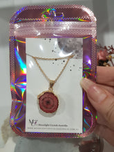 Load image into Gallery viewer, Pink Agate Geode (Dyed) Crystal Electroplated on Gold Plated Chain Pendant Necklace 20mm P240
