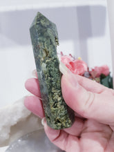 Load image into Gallery viewer, green-moss-agate-crystal-tower-point
