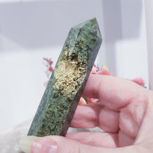 Load image into Gallery viewer, green-moss-agate-crystal-tower-point
