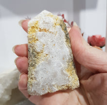 Load image into Gallery viewer, Geode Quartz Crystal Tower Stone 80mm 6 SPARKLY
