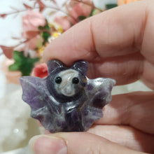 Load image into Gallery viewer, Bat Crystal Carving Amethyst Stone 45mm 2

