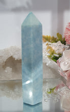 Load image into Gallery viewer, Trolleite Crystal Point Tower Stone. 

THIS HAS A BROKEN TIP 

INSPIRES MANIFESTATION AND SPIRITUAL GUIDANCE

Lovely Trolleite point tower.  Has a broken tip



