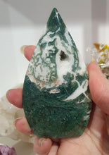 Load image into Gallery viewer, Moss Agate Flame Tower Crystal Carving Stone

INSPIRES GROUNDING AND CONNECTION TO EARTH

Lovely Moss Agate Flame Crystal Carving Stone. 
