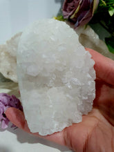Load image into Gallery viewer, Quartz Crystal Cluster Stone. Inspires Power, Purity and Spirituality
