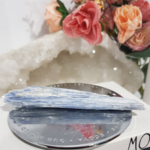 Load image into Gallery viewer, Blue Kyanite Crystal Raw Rough Stone 105mm 4
