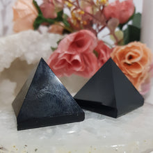 Load image into Gallery viewer, BLACK OBSIDIAN PYRAMID
