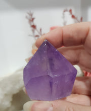 Load image into Gallery viewer, Amethyst Freeform Gemmy Crystal Carving Stone 40mm 10 FEW DIVITS
