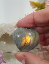 Load image into Gallery viewer, Heart Car Clip Labradorite Crystal Carving Stone

Inspires Inner Strength and Spiritual Growth

Lovely Heart labradorite Crystal Car Clip.  Decorative Clip for Car Vent. 
