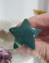 Load image into Gallery viewer, Star Car Clip Moss Agate Stone Crystal Carving Stone

Inspires Joy and Grounding

Lovely Star Moss Agate Crystal Car Clip.  Decorative Clip for Car Vent. 


