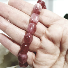 Load image into Gallery viewer, strawberry quartz nugget bracelet
