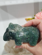 Load image into Gallery viewer, Hippopotamus Hippo Moss Agate Crystal Carving Stone

INSPIRES GROUNDING AND CONNECTION TO EARTH

Beautiful Moss Agate Hippo Crystal Carving Stone.  Amazing Piece!.     
