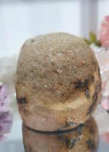 Load image into Gallery viewer, Agate Geode Polished Crystal Stone

SOOTHES AND GROUNDS

Beautiful polished Agate Geode Crystal with lovely druzy!.     


