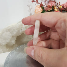 Load image into Gallery viewer, Star crystal Rose Quartz stone carving 38mm 5
