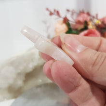 Load image into Gallery viewer, Star crystal Rose Quartz stone carving 38mm 5
