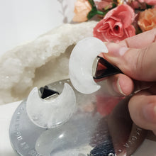 Load image into Gallery viewer, MOON Car Clip QUARTZ Crystal Carving Stone 30mm
