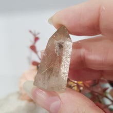 Load image into Gallery viewer, golden rutile in quartz point
