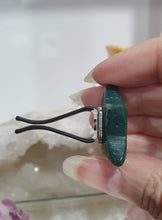 Load image into Gallery viewer, Star Car Clip Moss Agate Stone Crystal Carving Stone

Inspires Joy and Grounding

Lovely Star Moss Agate Crystal Car Clip.  Decorative Clip for Car Vent. 
