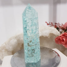 Load image into Gallery viewer, Crackle Quartz AQUA Crystal Tower Stone 100mm 1
