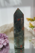 Load image into Gallery viewer, African Bloodstone Crystal Tower Point Stone

INSPIRES COURAGE AND WISDOM

Lovely African Bloodstone crystal point tower. 


