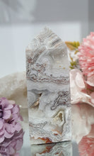 Load image into Gallery viewer, Mexican Agate Crystal Tower Point Stone 90mm

INSPIRES SELF CONFIDENCE AND JOY

Stunning Mexican Agate Crystal Point Tower. Gorgeous Druzy
