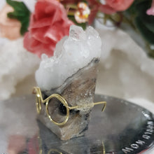 Load image into Gallery viewer, CRYSTAL CREATURE Quartz Crystal Carving 30mm 10 SUPER CUTE!
