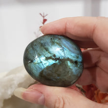 Load image into Gallery viewer, labradorite palm stone
