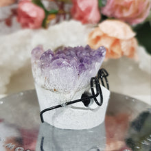 Load image into Gallery viewer, CRYSTAL CREATURE Amethyst Crystal Carving 35mm 5 SUPER CUTE!
