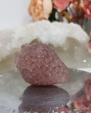 Load image into Gallery viewer, Strawberry-crystal-carving-stone-moonlight-crystals-australia
