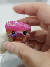 Load image into Gallery viewer, CRYSTAL CREATURE Titanium Aura Quartz Crystal Carving 30mm 1 SUPER CUTE!

