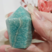 Load image into Gallery viewer, amazonite-cupcake-crystal-tower
