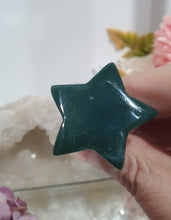 Load image into Gallery viewer, Star Car Clip Moss Agate Stone Crystal Carving Stone

Inspires Joy and Grounding

Lovely Star Moss Agate Crystal Car Clip.  Decorative Clip for Car Vent. 
