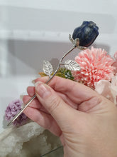 Load image into Gallery viewer, Rose Flower Sodalite Crystal Carving with silver stem.

Promotes Emotional Balance

Sodalite Flower / Rose Crystal Carving with silver stem and leaves.

